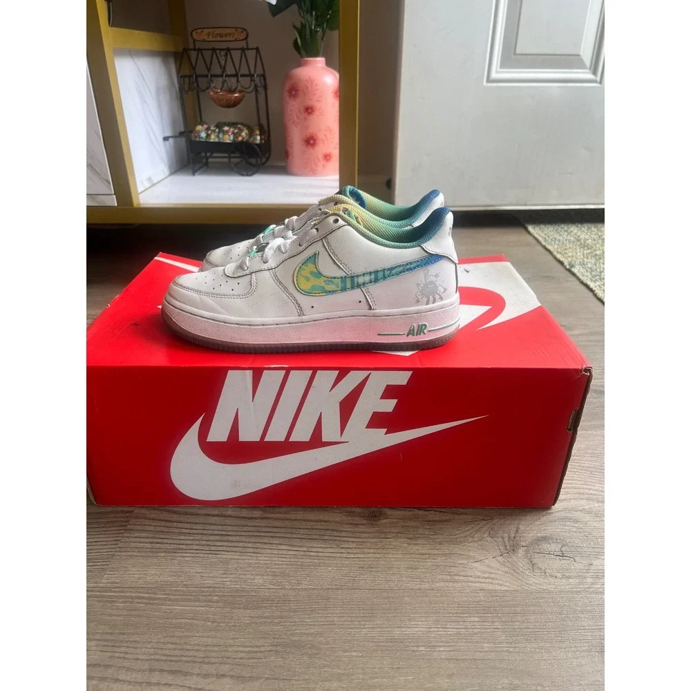 Nike Air Force 1 LV Kids Unlock Your Space FJ7691-191 Size 3.5Y